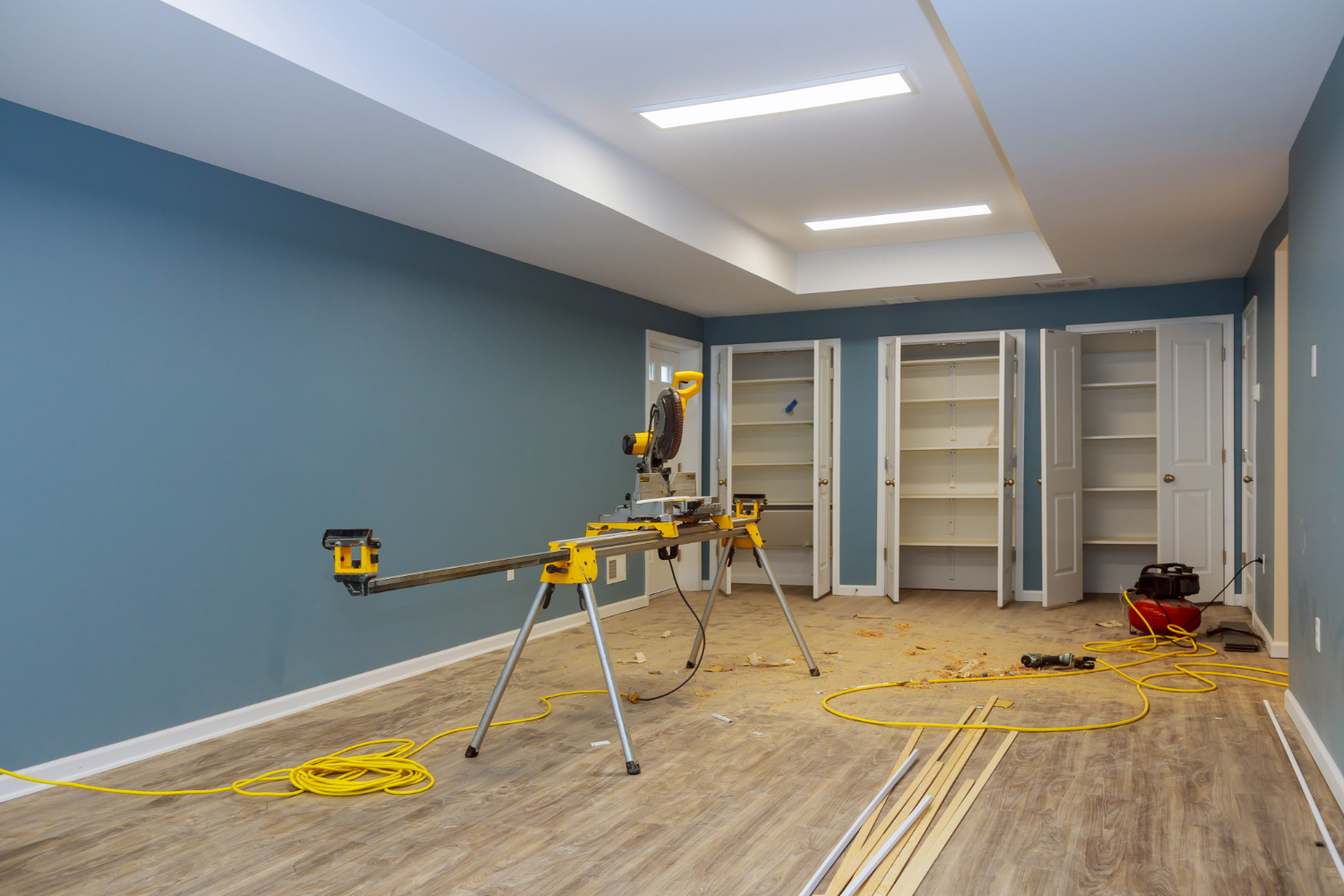 4390 Décoration et agencement